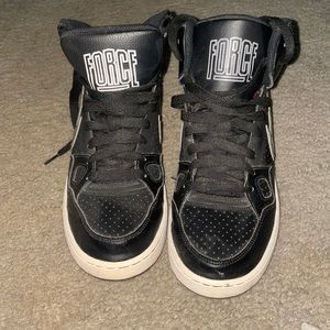 🍇2 for $50🍇Nike high tops